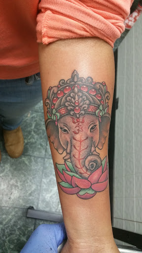 Tattoo Shop «Ink Wizard Tattoos Inc», reviews and photos, 1016 Iris Dr SE, Conyers, GA 30094, USA