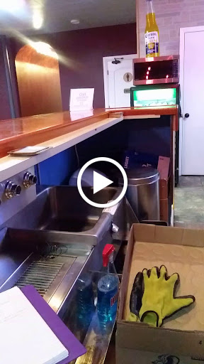 Liquor Store «Ten Lew Liquors», reviews and photos, 1808 10th St, Waukegan, IL 60085, USA