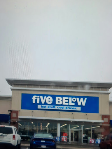 Variety Store «Five Below», reviews and photos, 30 Highland Common E, Hudson, MA 01749, USA