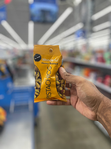 Discount Store «Walmart», reviews and photos, 910 Wolcott St, Waterbury, CT 06705, USA