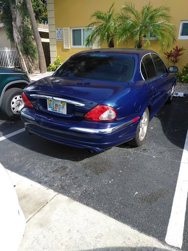 Auto Repair Shop «Arctic Auto Center», reviews and photos, 3700 W Broward Blvd, Fort Lauderdale, FL 33312, USA