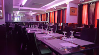 Atmosphère du Restaurant indien COFFEE BHARATH RESTAURANT à Clichy - n°13