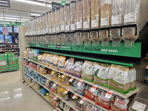 Pet Supply Store «Pet Supplies Plus», reviews and photos, 887 N Lexington-Springmill Rd, Mansfield, OH 44906, USA