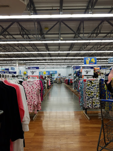Department Store «Walmart Supercenter», reviews and photos, 409 Sylamore Ave, Mountain View, AR 72560, USA