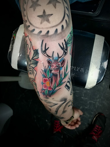 Explore polynesian tattoo ideas, creative tattoo ideas in Owensboro, available at Tattoo Fx