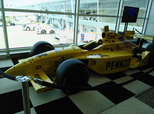 Lounge «Delta Sky Club», reviews and photos, 7800 Col. H. Weir Cook Memorial Dr, Indianapolis, IN 46241, USA