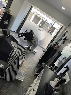 MG Barber à Melun