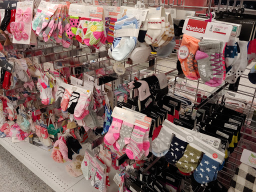 Clothing Store «Ross Dress for Less», reviews and photos, 2365 S Hwy 27, Clermont, FL 34711, USA