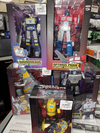 Video Game Store «GameStop», reviews and photos, 25050 Riding Plaza, Chantilly, VA 20152, USA