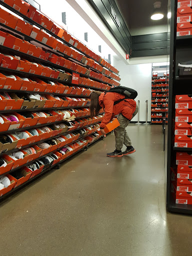 Sporting Goods Store «Nike Factory Store», reviews and photos, 447 Great Mall Dr #484, Milpitas, CA 95035, USA
