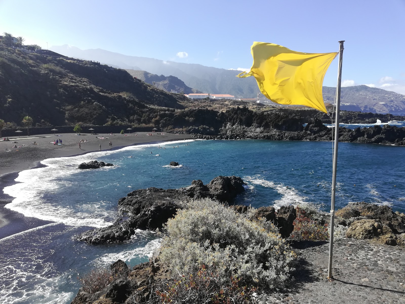 Photo of Playa de Los Cancajos amenities area