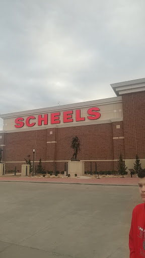 Sporting Goods Store «SCHEELS», reviews and photos, 6503 W 135th St, Overland Park, KS 66223, USA