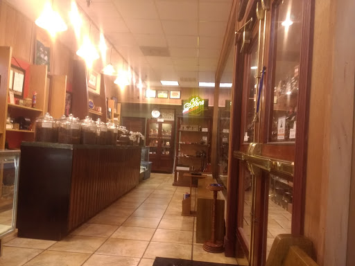 Tobacco Shop «The Epitome in Fine Cigars and Tobacco», reviews and photos, 2600 Beach Blvd #78, Biloxi, MS 39531, USA