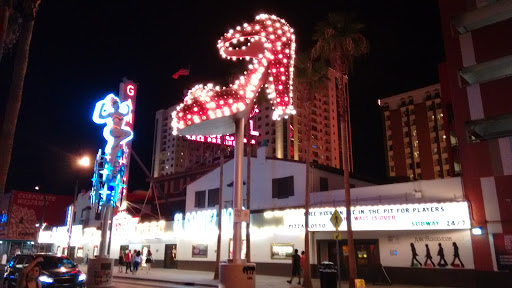 Bar «Beauty Bar Las Vegas», reviews and photos, 517 E Fremont St, Las Vegas, NV 89101, USA