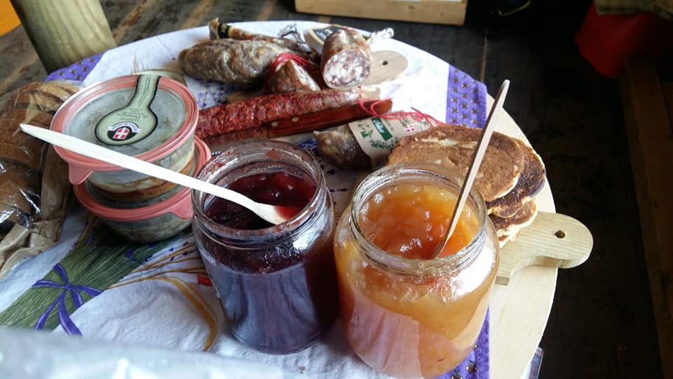 L'estive du Haut, Buvette, snack, vente à emporter à Plateau-des-Petites-Roches (Isère 38)