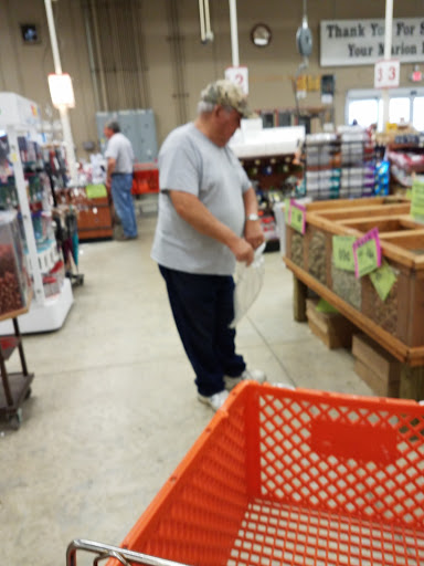 Sporting Goods Store «Big R Store of Marion», reviews and photos, 1401 W 26th St, Marion, IN 46953, USA