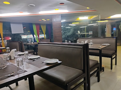 Thaath Baath restaurant - 19, Kala Ghoda Station Rd, Sarod, Sayajiganj, Vadodara, Gujarat 390005, India