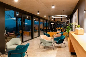 Tavarneta ESTATE image