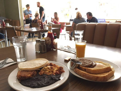 Diner «101 Coffee Shop», reviews and photos, 6145 Franklin Ave, Hollywood, CA 90028, USA