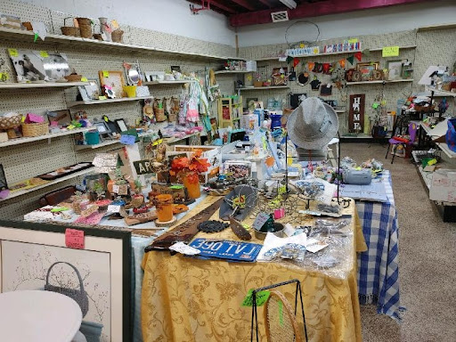 Variety Store «D19 Dollar», reviews and photos, 7365 Pinckney Rd, Pinckney, MI 48169, USA