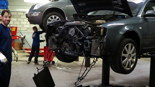 Auto Repair Shop «C&H Automotive and Towing», reviews and photos, 185 Main St, New Canaan, CT 06840, USA