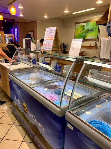 Chocolate Shop «Rocky Mountain Chocolate», reviews and photos, 522 River Walk St, San Antonio, TX 78205, USA