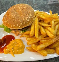 Plats et boissons du Restaurant de hamburgers Best Burger à PARIS_9ÈME - n°13