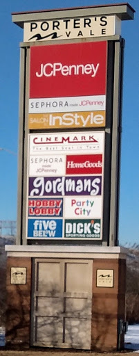 Movie Theater «Cinemark At Valparaiso», reviews and photos, 700 Porters Vale Blvd, Valparaiso, IN 46383, USA