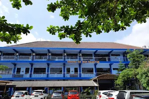 Rumah Sakit Umum Aminah Blitar image