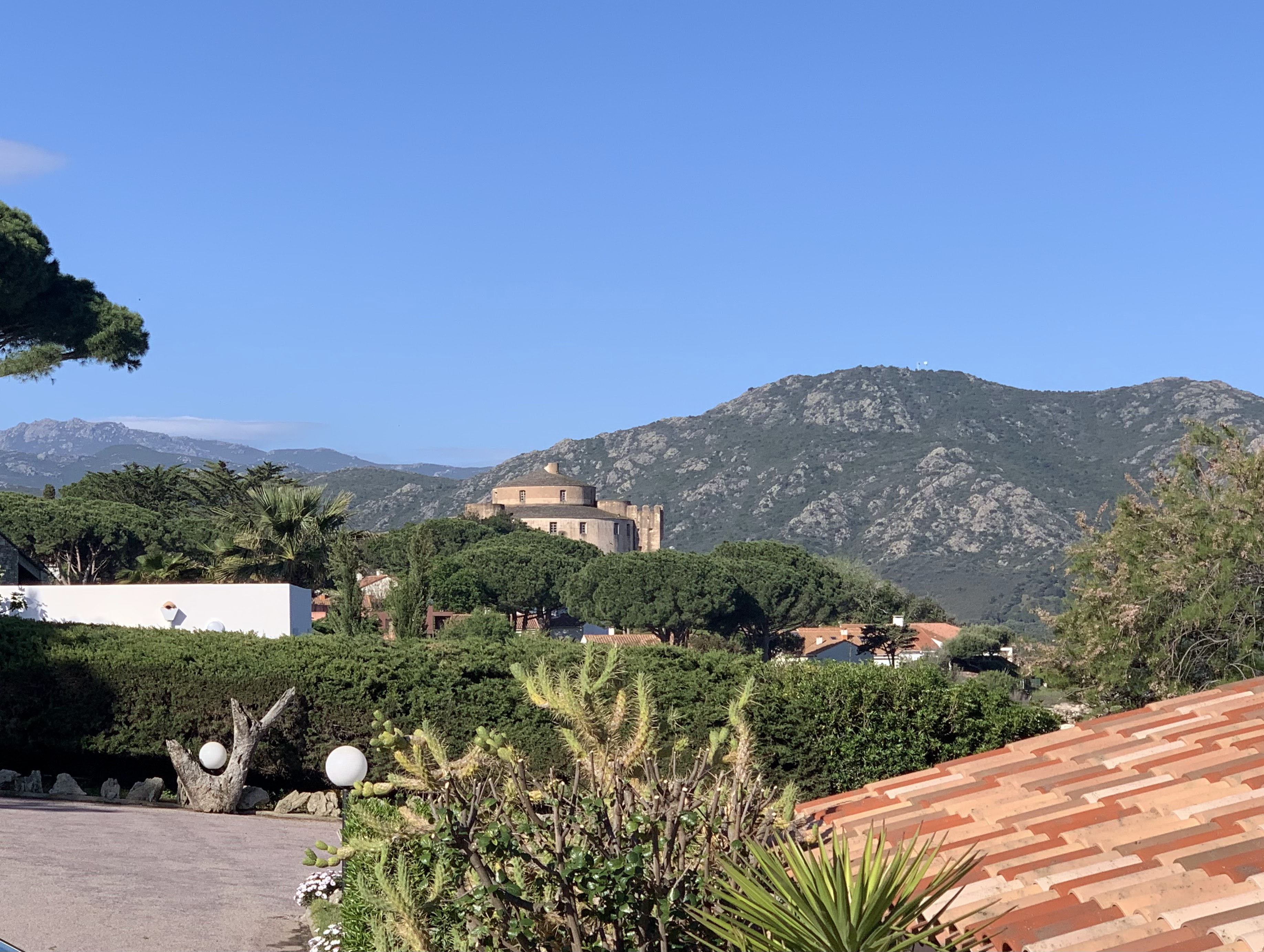 Photo n° 1 de l'avis de menllho. fait le 02/05/2022 à 18:07