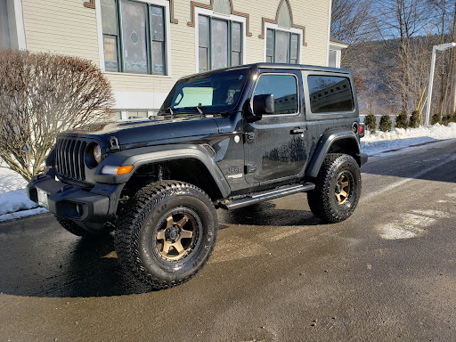 Jeep Dealer «Lambert Auto Sales Inc», reviews and photos, 5 River Rd, Claremont, NH 03743, USA