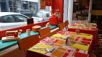 Atmosphère du Restaurant de hamburgers La Dinette à Lille - n°13