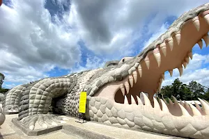 Giant Crocodile King Museum "Phaya Dang Kuei Chai" image