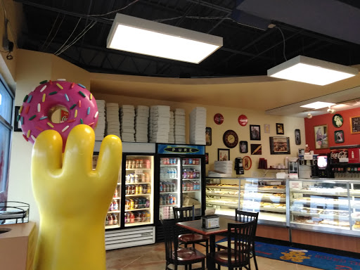 Donut Shop «Old Town Donut Shop», reviews and photos, 3941 Mid Rivers Mall Dr, St Peters, MO 63376, USA