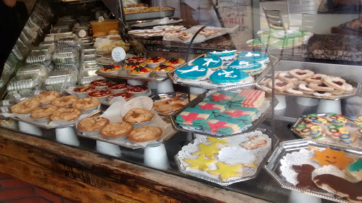 Girard Plaza, 7837 Girard Ave, La Jolla, CA 92037, USA, 