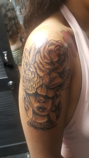 Tattoo Shop «Red Octopus Tattooing», reviews and photos, 6718 Suitland Rd, Morningside, MD 20746, USA