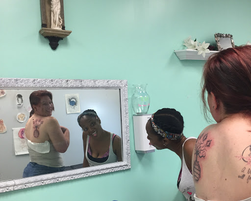 Body Piercing Shop «Artisan Body Piercing And Tattoo», reviews and photos, 5720 Hoggard Rd, Norfolk, VA 23502, USA