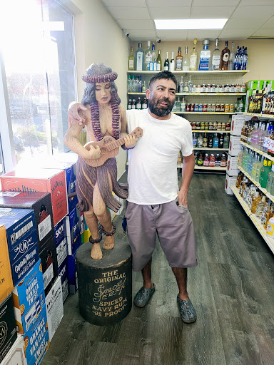 Liquor Store «Sunset Point Liquors», reviews and photos, 2516 Sunset Point Rd, Clearwater, FL 33765, USA