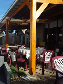 Atmosphère du Restaurant La Planche à Vins à Fourmies - n°9