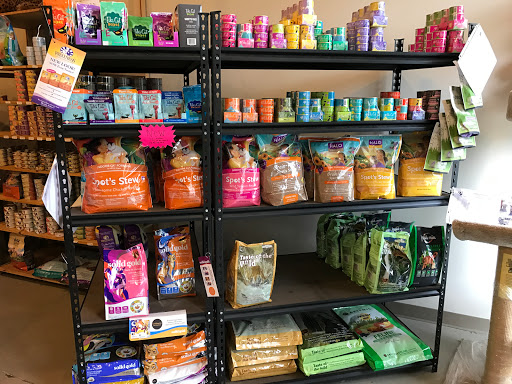 Pet Supply Store «Crunchies Natural Pet Foods», reviews and photos, 2421 Crofton Ln # 11, Crofton, MD 21114, USA