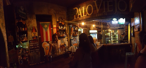 Bares musicales latino en San Juan