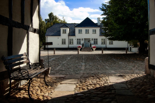 Neder Kjærsholm Hovedgård