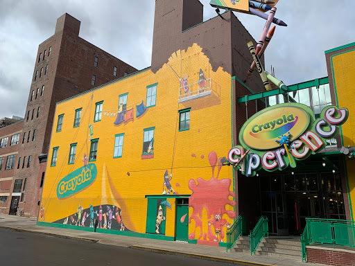 Crayola Store, 18 Centre Square, Easton, PA 18042, USA, 