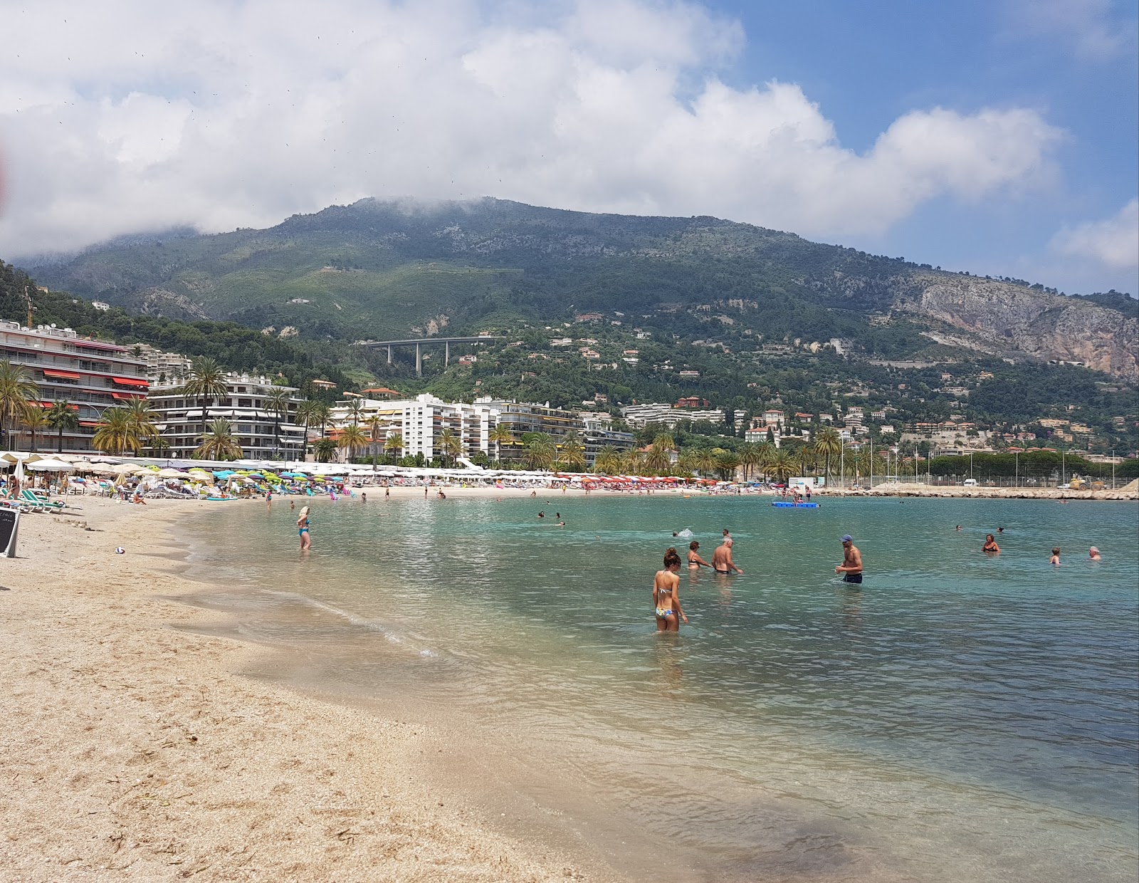 Zdjęcie Plage Rondelli z przestronna zatoka