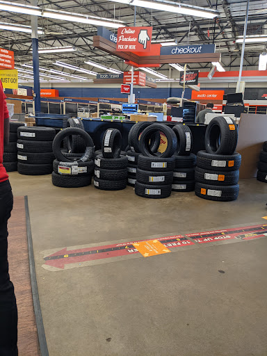 Auto Parts Store «Pep Boys Auto Parts & Service», reviews and photos, 1848-1850 Revere Beach Pkwy, Everett, MA 02149, USA