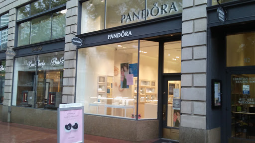 Jewelry Store «Ben Bridge Jeweler», reviews and photos, 801 SW 5th Ave, Portland, OR 97204, USA