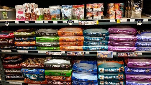 Pet Store «Woofs & Waves», reviews and photos, 5426 Arrowhead Pkwy E, Sioux Falls, SD 57110, USA