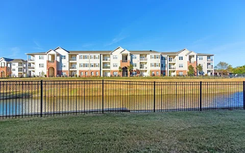 Cumberland Place Apartment Homes image