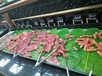 WORLD AVENUE ERAGNY à Éragny menu