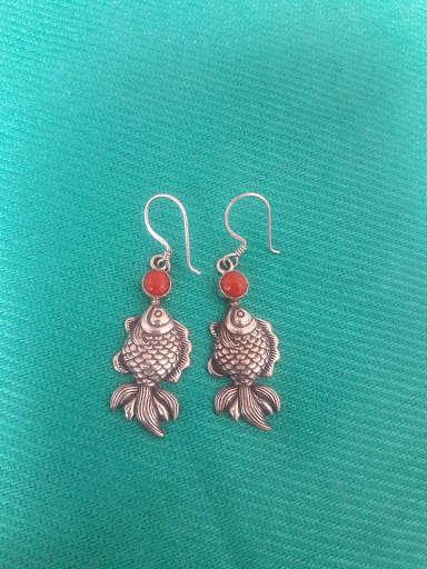 Gift Shop «Tibetan Himalayan Gift Shop», reviews and photos, 746 E Chatham St b, Cary, NC 27511, USA